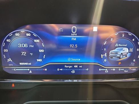 Certified 2022 Chevrolet Tahoe Premier w/ Premium Package AWD/4WD image 14