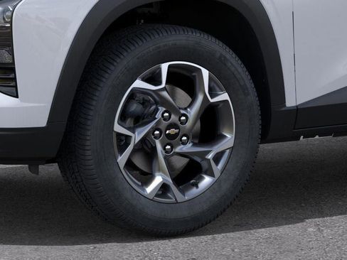 New 2026 Chevrolet Trax LT w/ Sunroof Package FWD image 9