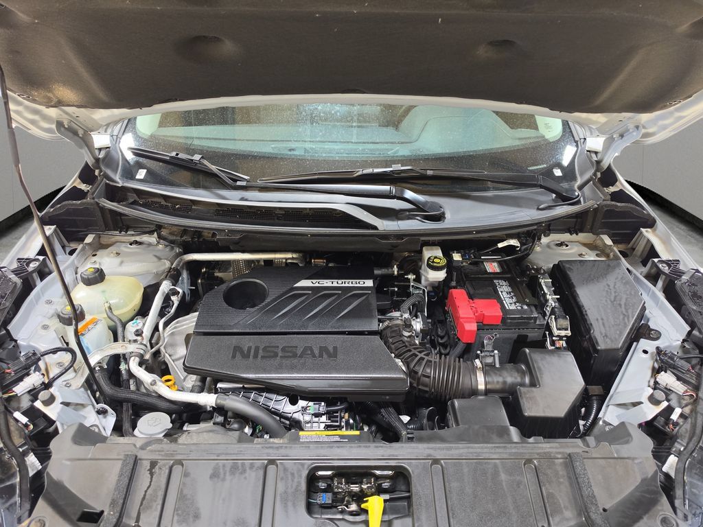 Used 2025 Nissan Rogue SV AWD/4WD image 10
