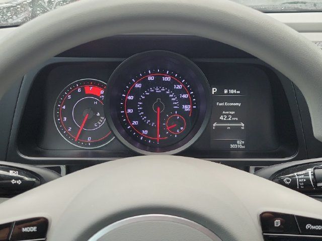 Certified 2023 Hyundai Elantra SEL FWD image 16