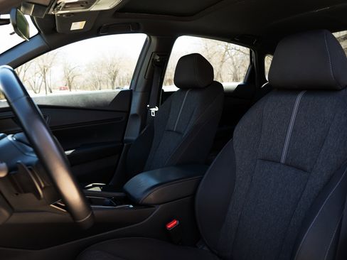 Used 2024 Honda Accord Sport image 17