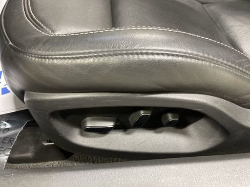 Used 2016 Chevrolet Corvette Stingray Convertible w/ 3LT Preferred Equipment Group image 12