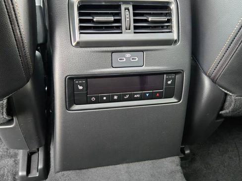 New 2026 MAZDA CX-90 Plug-In Hybrid w/ Preferred image 17