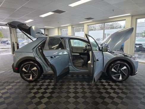 New 2026 Hyundai Ioniq 5 SEL image 18