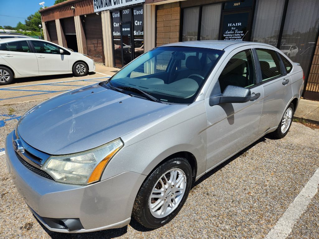 Used 2011 Ford Focus SE w/ 201A Rapid Spec Order Code FWD image 1