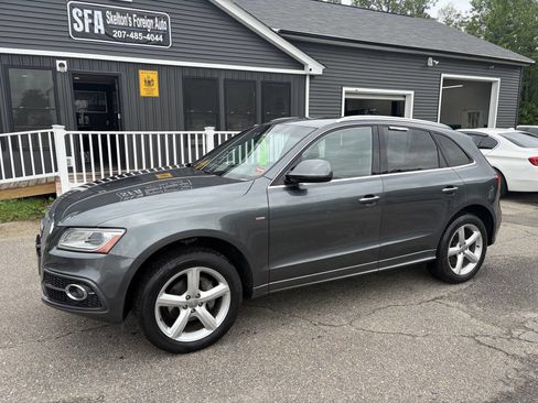 Used 2017 Audi Q5 2.0T Premium Plus w/ Technology Package AWD/4WD image 2