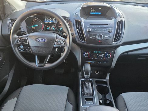 Used 2018 Ford Escape SE image 11
