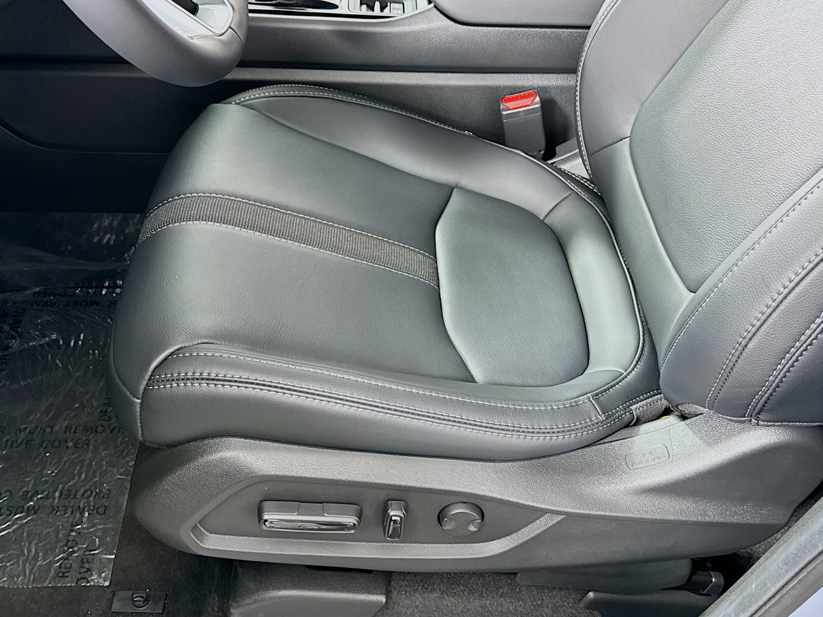 Used 2025 Honda Pilot Touring image 19