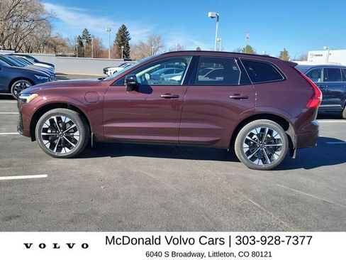 New 2026 Volvo XC60 T8 Plus w/ Protection Package Premier AWD/4WD image 5
