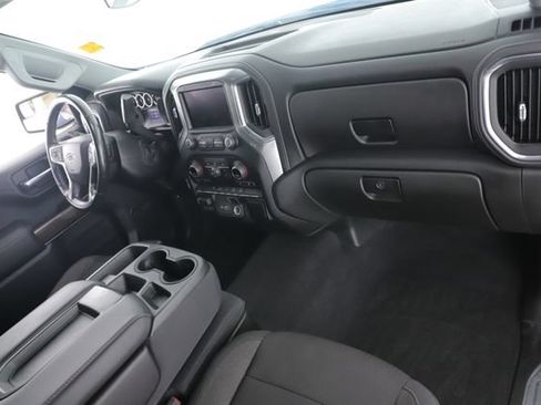 Used 2020 Chevrolet Silverado 1500 RST w/ True North Edition AWD/4WD image 28