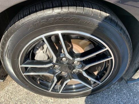 Used 2023 Ford Mustang GT Premium image 8