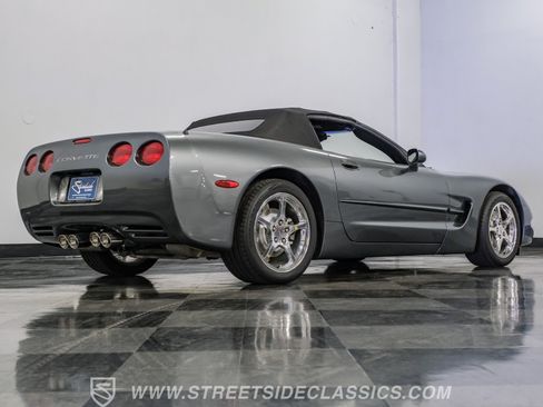 Used 2003 Chevrolet Corvette Convertible w/ Preferred Equipment Group1 RWD image 26