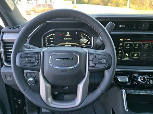 New 2025 GMC Sierra 2500 Denali w/ Denali Reserve Package image 24