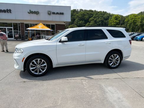 Used 2022 Dodge Durango SXT w/ Anodized Platinum Package AWD/4WD image 5