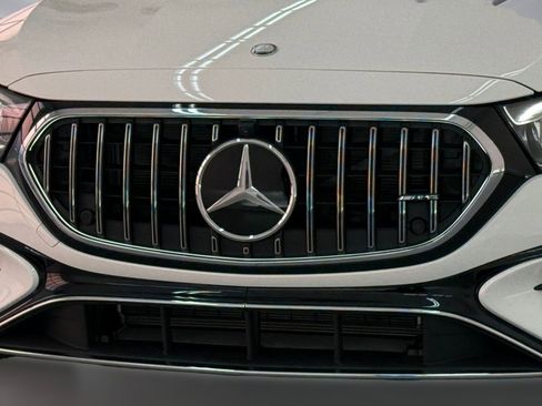New 2026 Mercedes-Benz E 53 AMG e 4MATIC Sedan image 20