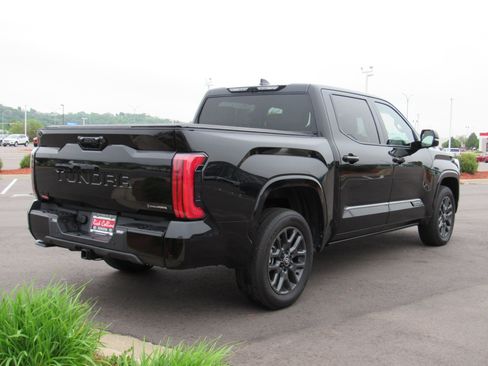 Used 2025 Toyota Tundra Platinum AWD/4WD image 6