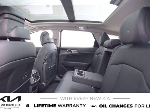 New 2026 Kia Sportage EX image 12