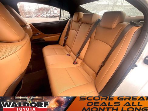 Used 2021 Lexus ES 350 w/ Premium Package image 31