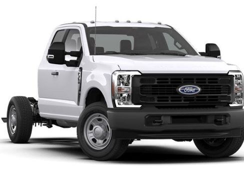 New 2026 Ford F350 XL w/ XL Chrome Package image 26