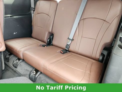 Used 2020 Buick Enclave Avenir w/ Avenir Technology Package FWD image 25