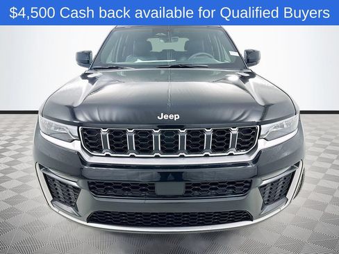 New 2026 Jeep Grand Cherokee Limited AWD/4WD image 2