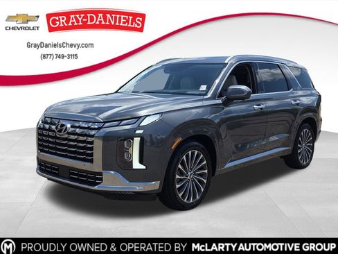 Used 2024 Hyundai Palisade Calligraphy FWD image 1