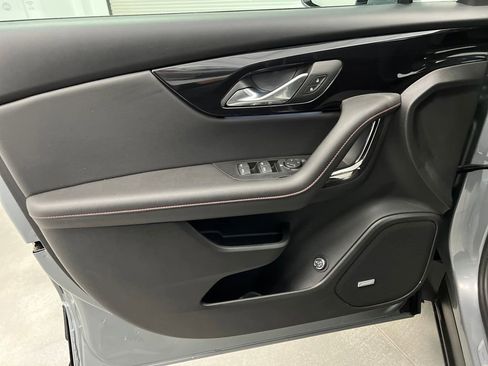 Used 2025 Chevrolet Blazer RS image 11