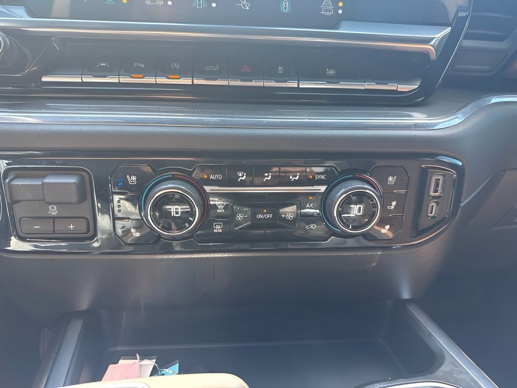 Used 2023 Chevrolet Silverado 1500 High Country w/ Technology Package AWD/4WD image 20