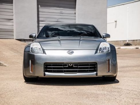 Used 2006 Nissan 350Z Coupe RWD image 12