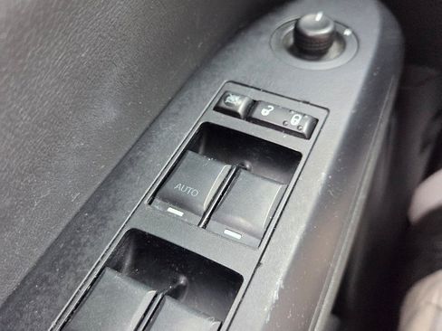 Used 2014 Jeep Patriot Latitude image 21