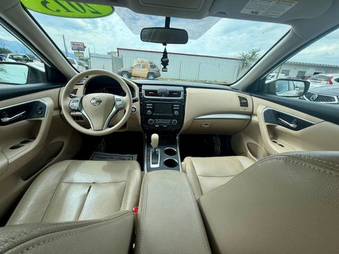 Used 2015 Nissan Altima 2.5 S w/ Sport Value Package FWD image 23
