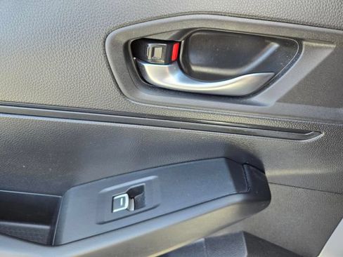 Used 2023 Honda Accord EX image 14