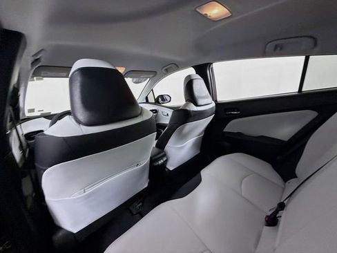 Certified 2022 Toyota Prius XLE image 10