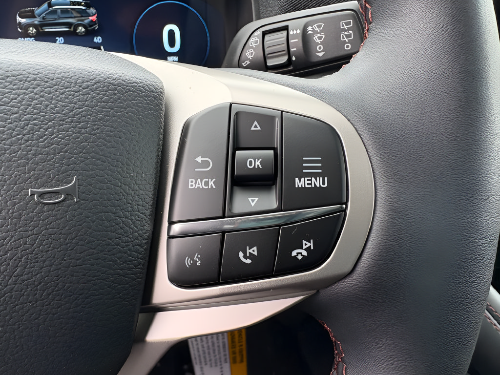 Used 2026 Ford Explorer Active w/ Active Comfort Package AWD/4WD image 22