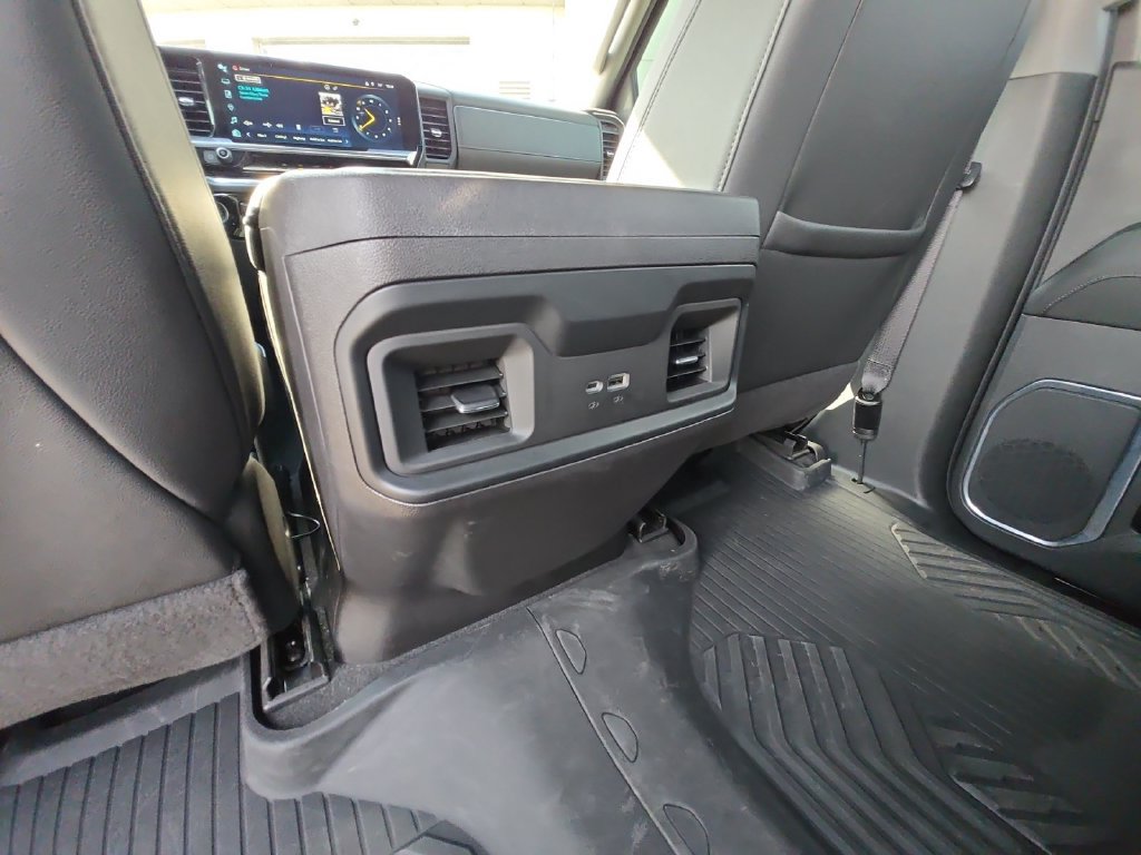 Certified 2024 Chevrolet Silverado 1500 LT Trail Boss w/ Convenience Package II AWD/4WD image 34