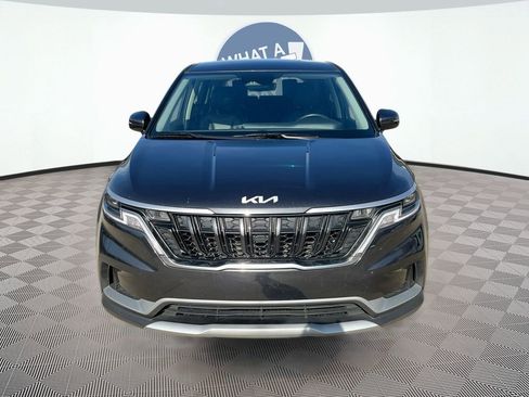 Certified 2024 Kia Carnival LX image 2