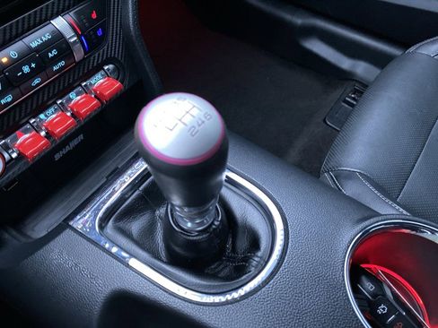 Used 2016 Ford Mustang GT Premium image 25