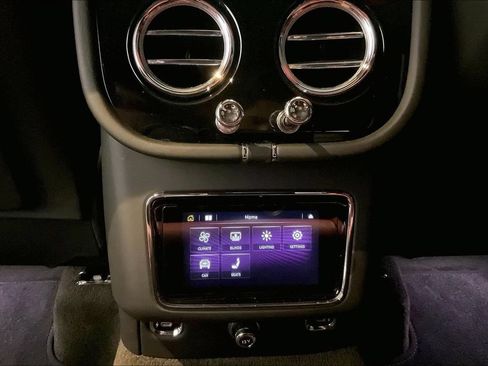 Used 2023 Bentley Bentayga AWD/4WD image 34