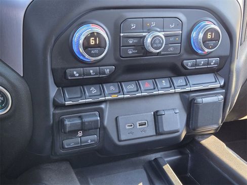 Used 2019 GMC Sierra 1500 SLT w/ SLT Premium Package image 24