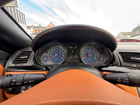 Used 2016 Maserati GranTurismo Sport image 21