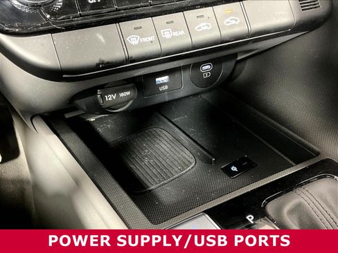 Used 2025 Hyundai Elantra Sport FWD image 14