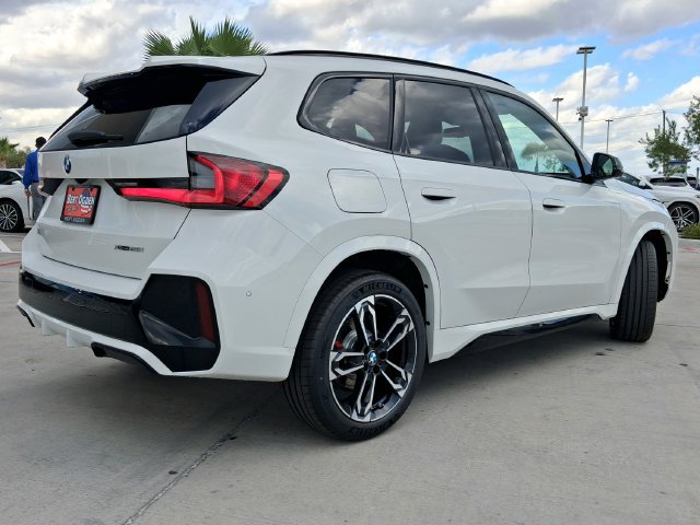New 2027 BMW X1 xDrive28i w/ Technology Package AWD/4WD image 8