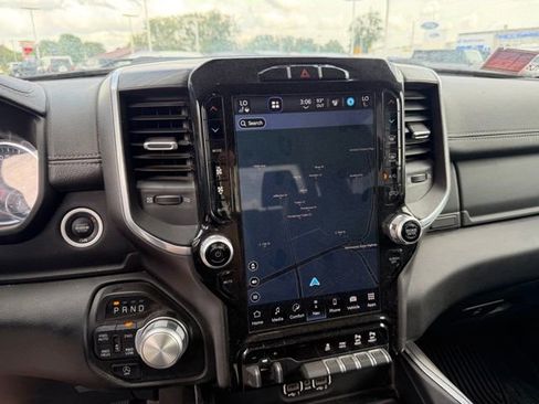 Used 2023 RAM 1500 Laramie AWD/4WD image 19