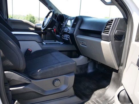 Used 2017 Ford F150 XL w/ Equipment Group 101A Mid AWD/4WD image 30
