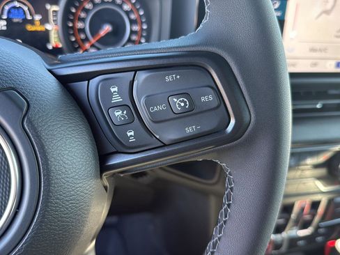 New 2026 Jeep Wrangler Willys AWD/4WD image 18