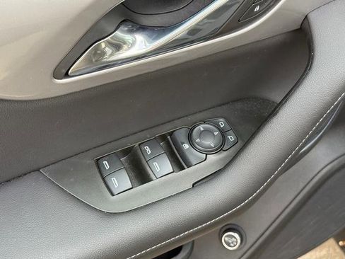 Used 2024 Chevrolet Blazer LT w/ Convenience Package image 11