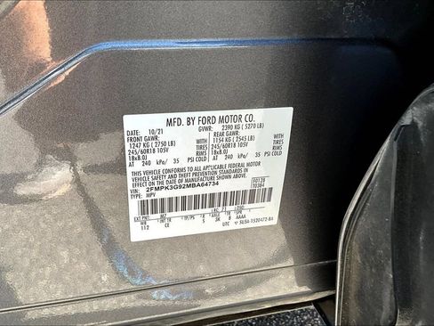 Certified 2021 Ford Edge SE FWD image 21