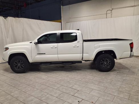 Used 2022 Toyota Tacoma SR5 image 6
