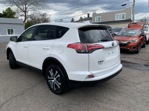 Used 2018 Toyota RAV4 LE w/ All Weather Liner Package AWD/4WD image 7