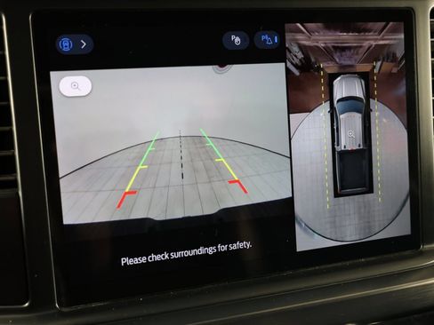 Used 2025 Ford F350 Lariat w/ Chrome Package image 7